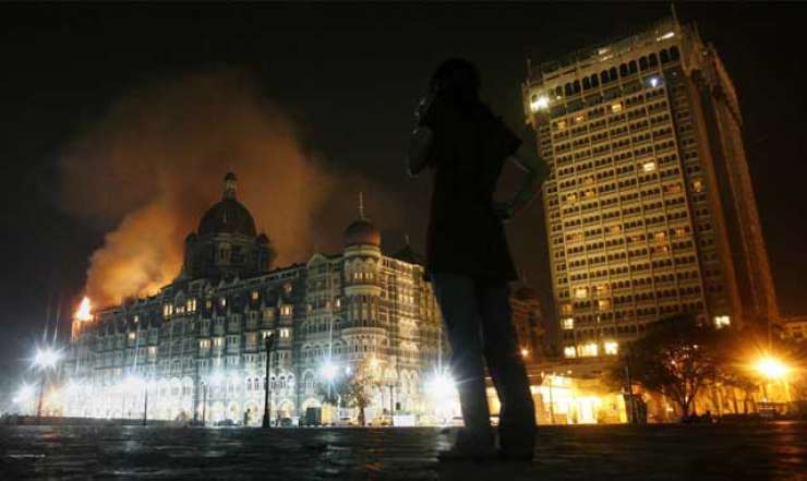 V Indiji obesili enega od organizatorjev terorističnih napadov v Mumbaiju