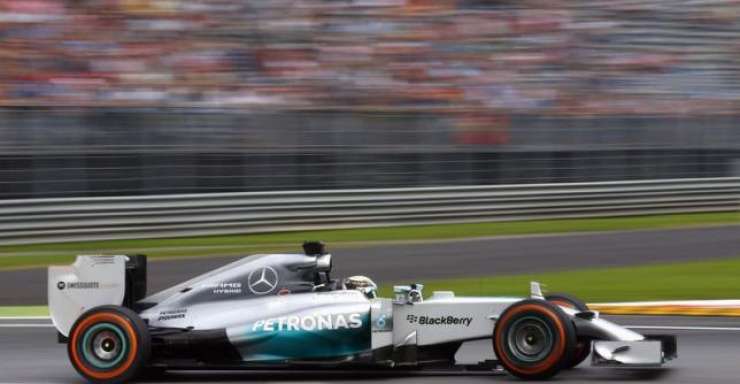 Brez kazni za Mercedes, Hamilton ostaja zmagovalec Monze