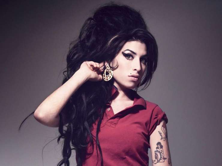 Prihaja dokumentarec o Amy Winehouse Back to Black