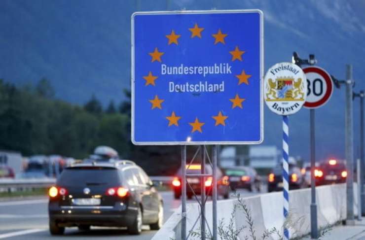Bavarska obmejna policija začela nadzirati mejo z Avstrijo