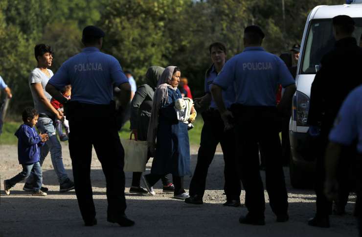 Hrvaška policija že ustavila prvo skupino migrantov