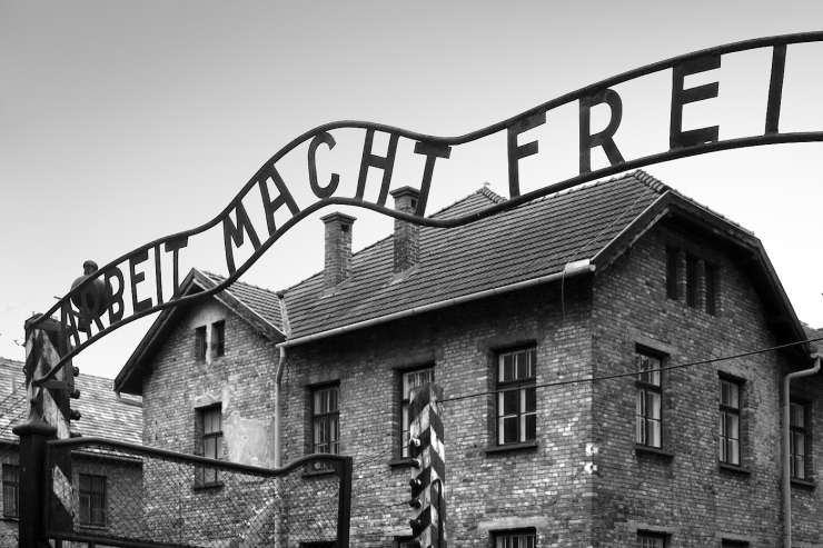 27. januarja 1945 je rdeča armada osvobodila taborišče Auschwitz-Birkenau
