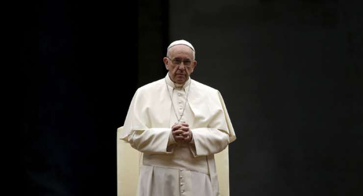 V Vatikanu se začenja sinoda o prihodnjih usmeritvah Cerkve glede družine