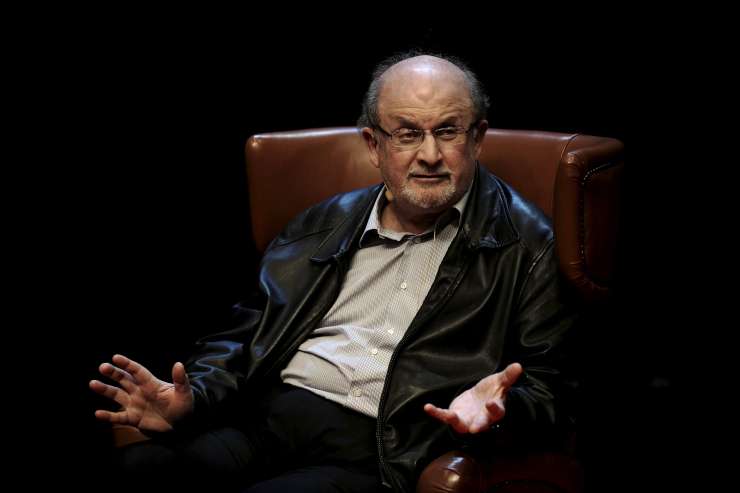 Iran je zaradi Salmana Rushdieja odpovedal udeležbo na frankfurtskem knjižnem sejmu