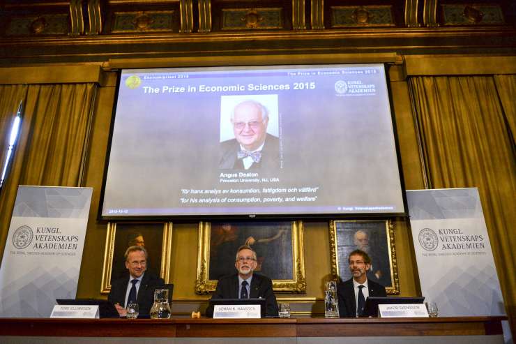Nobelova nagrada za ekonomijo letos Angusu Deatonu