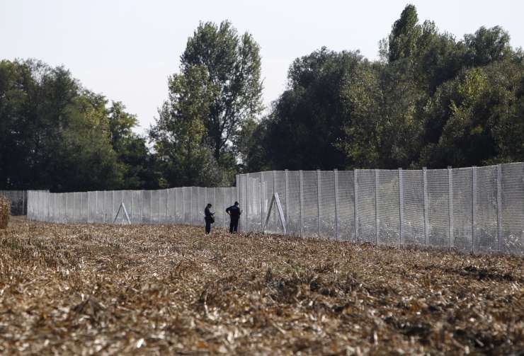 Bo Madžarska danes zaprla mejo s Hrvaško?