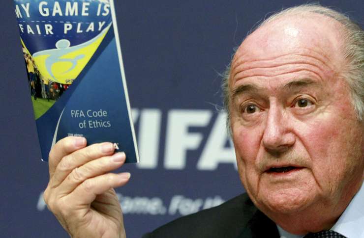 Blatter tolaži Putina: Rusija ne bo izgubila svetovnega prvenstva