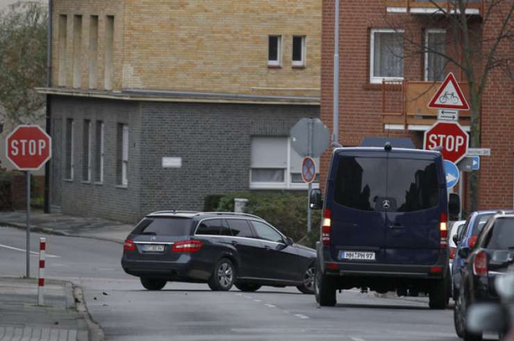 V Nemčiji aretacije v povezavi s terorističnimi napadi v Parizu