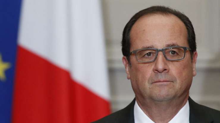 Hollande ukazal okrepitev napadov na IS v Iraku in Siriji