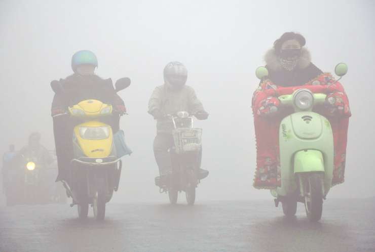 Kitajska se duši, že deset mest razglasilo rdeči alarm zaradi onesnaženosti