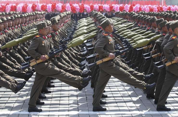 Severna Koreja trdi, da se je njeni vojski pridružilo 3,5 milijona prostovoljcev