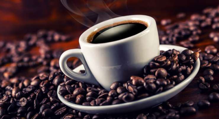 Nova hit dieta v ZDA: hujšajte (in postanite pametnejši) s kavo