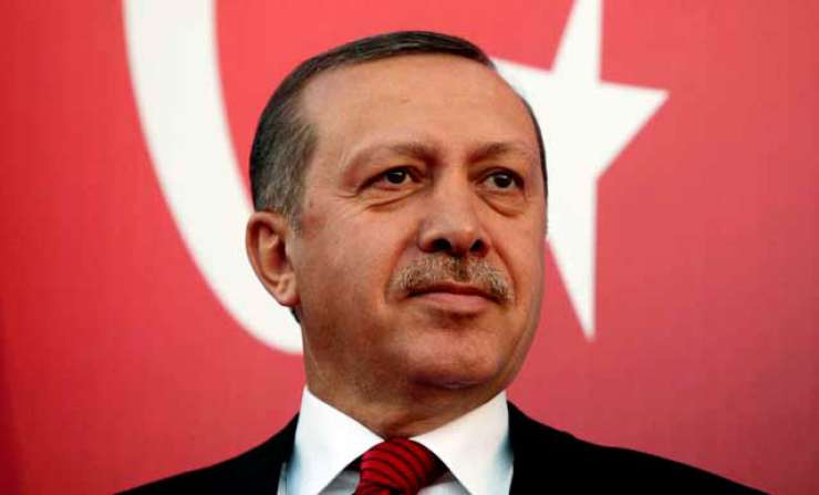 Erdogan: Na naših čelih ne piše "idiot", begunce iz Turčije bomo poslali v druge države