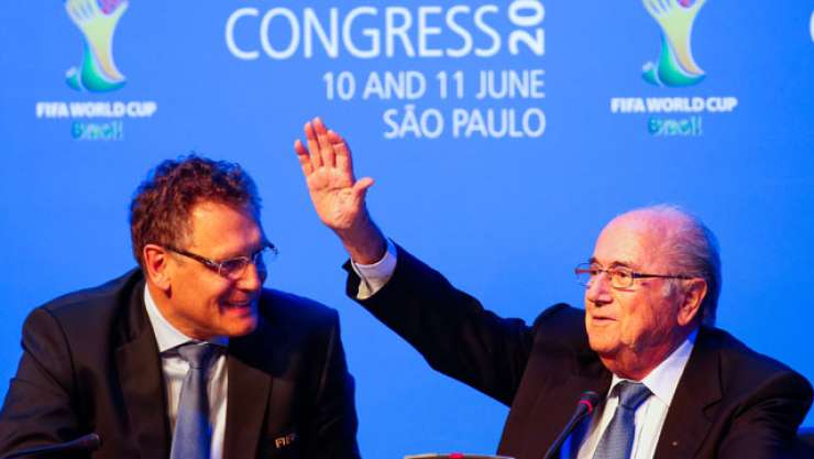 Blatterjevi desni roki 12 let prepovedi delovanja v nogometu