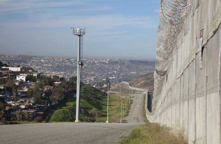 Mehika je pod pritiskom ZDA uspela ustaviti karavano migrantov