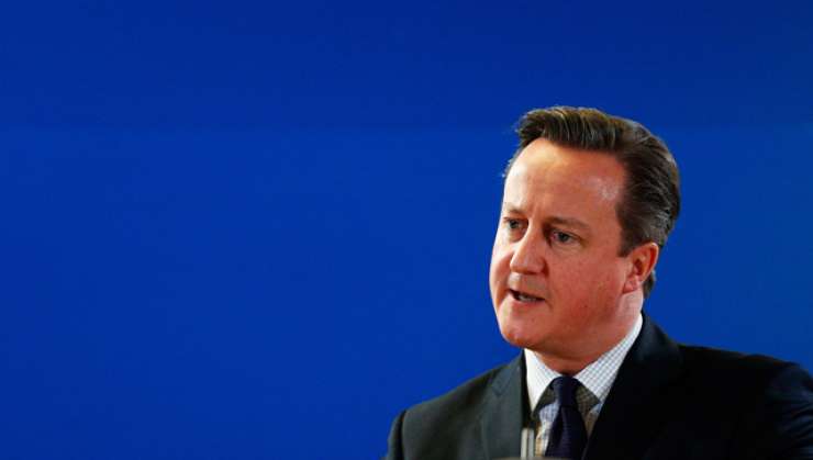 Britanski premier Cameron naj ne bi imel lasntiškega deleža v očetovem skladu v davčni oazi