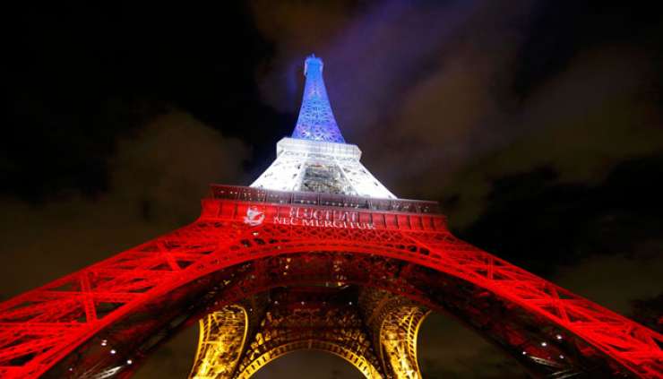 Terorizem še ni odgnal ljudi: število turistov v Franciji lani zraslo