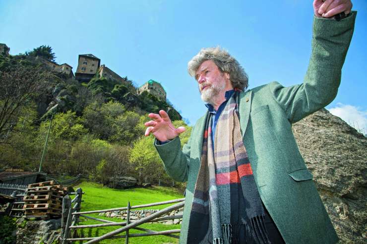 Slavni alpinist Messner razburjen zaradi dvomov, da je osvojil Anapurno
