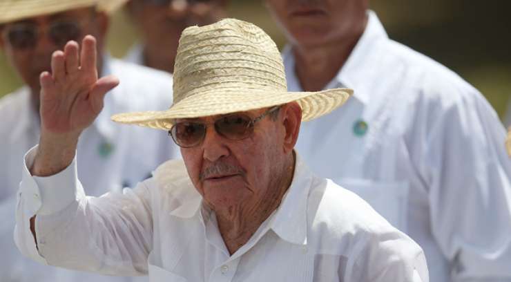 Raul Castro: Nikoli ne bom sledil "privatizacijskim formulam"