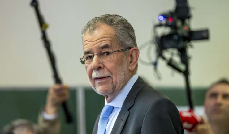 Alexander Van der Bellen novi predsednik Avstrije