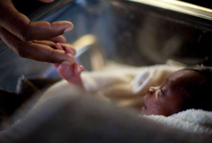 Klinično mrtvi ženski na Portugalskem se je rodil zdrav otrok