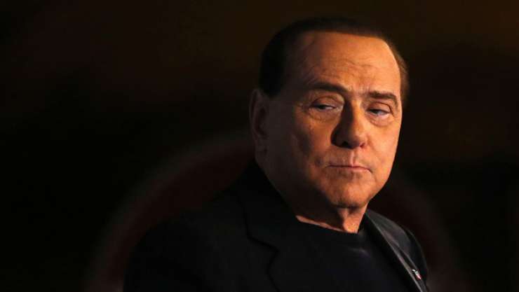Berlusconi bo v torek operiran na srcu