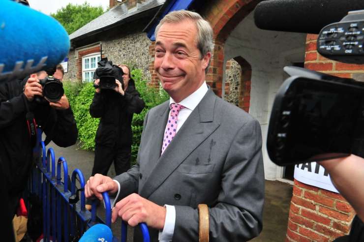 Potem ko je Britanijo popeljal iz EU, Farage zdaj odhaja tudi iz svoje stranke