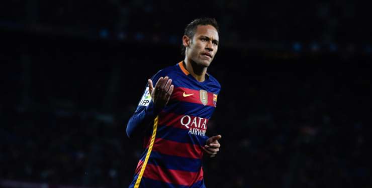 Neymar podaljšal z Barcelono; odkupna klavzula od 200 do 250 milijonov evrov