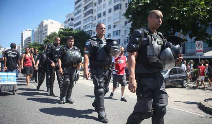 Policija v Riu pozdravlja turiste: "Dobrodošli v peklu!"
