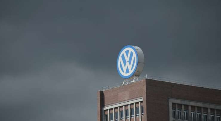 Volkswagen je zaradi težav z dobaviteljema skrajšal delavnik 28.000 zaposlenim