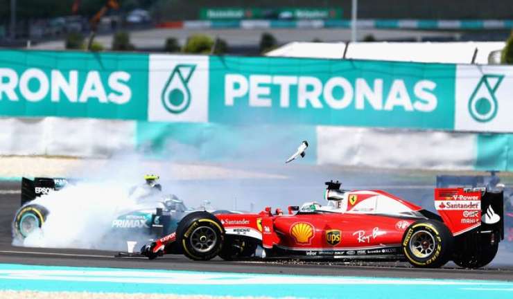 Vettel se je Rosbergu le opravičil za trčenje