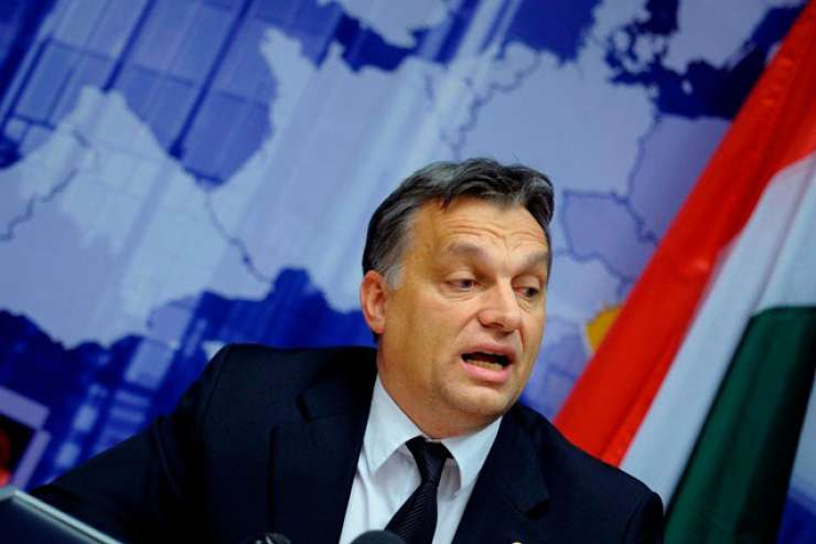 Orban bi z ustavo prepovedal kolektivno naselitev tujcev na Madžarskem