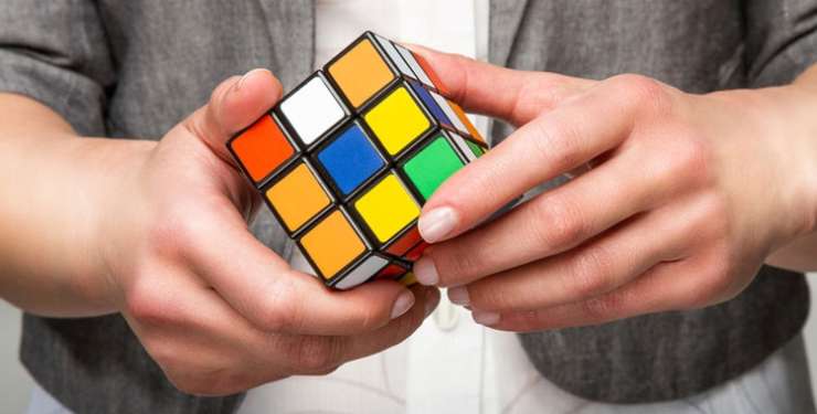 Na tekmovanju v hitrostnem reševanju Rubikove kocke zmagal Slovenec