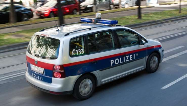Avstrija v šoku po petkratnem umoru v Kitzbühlu: ljubosumnež ubil bivše dekle in njeno družino