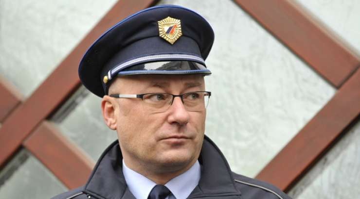 Policijski sindikalist Petrovič kolega obtožuje vdora na Facebooku