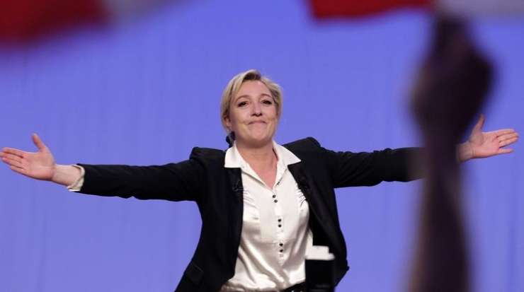 Marine Le Pen bi tujim otrokom ukinila brezplačno šolanje