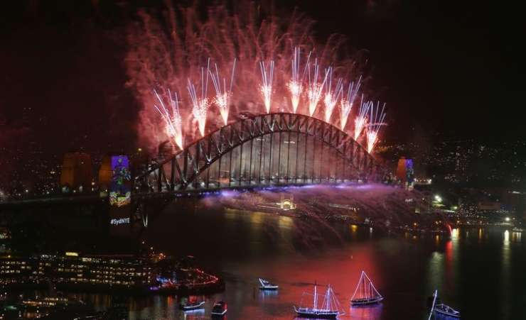 V Sydneyju tudi letos novoletni ognjemet, a brez gledalcev in silvestrskih poljubov