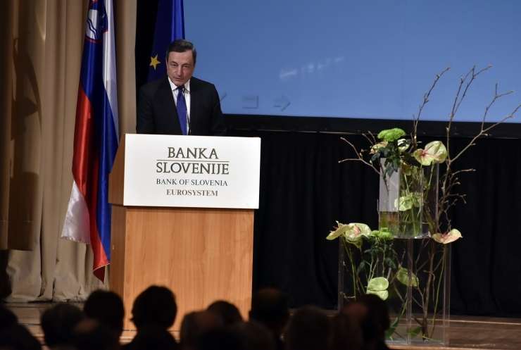Ob 10-letnici evra v Slovenijo prišel tudi šef ECB Draghi