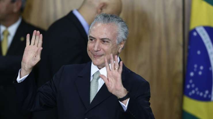 Brazilskega predsednika "duhovi" pregnali iz predsedniške palače