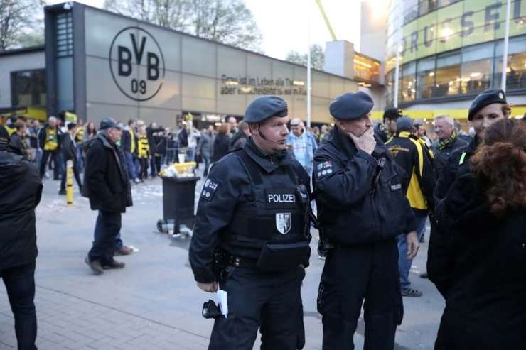 Policija preučuje tudi možnost, da so za napadom v Dortmundu islamski skrajneži
