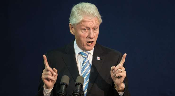 Bill Clinton s pisateljem Jamesom Pattersonom piše politični triler