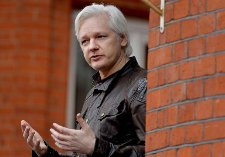 "Ekvadorec" Assange ne bo dobil diplomatskega statusa na Otoku