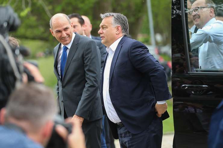 Tudi Orban in Netanjahu sta Bidnu čestitala za zmago