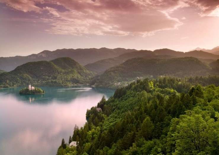 Američani Slovenijo uvrstili med najbolj priljubljene hitro rastoče destinacije za turiste
