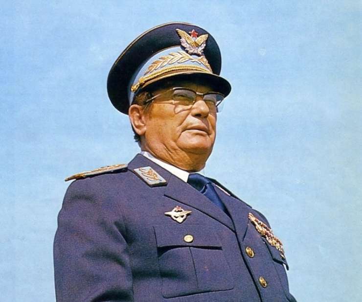 Je bil Josip Broz-Tito res poljskega ali ruskega rodu?