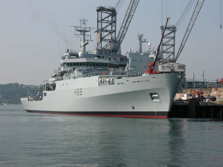 V Kopru naval na britansko vojaško ladje Enterprise