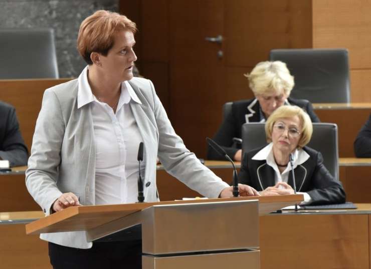 Jelka Godec: Slovenci si ne zaslužimo korumpiranega zdravstva