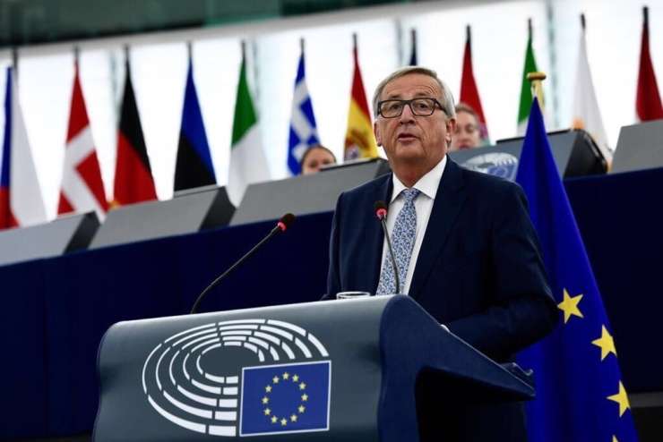 Juncker o EU, ki jo zapuščajo Britanci: Veter je spet v jadrih Evrope