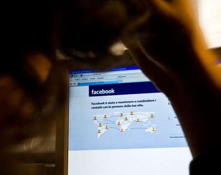 Nemško sodišče: Facebook uporabnikov ne sme siliti, da se prijavljajo s svojim imenom