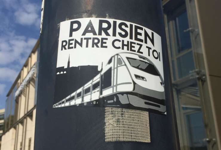 V Bordeauxu ne marajo "bogatih Parižanov": Pojdite domov!